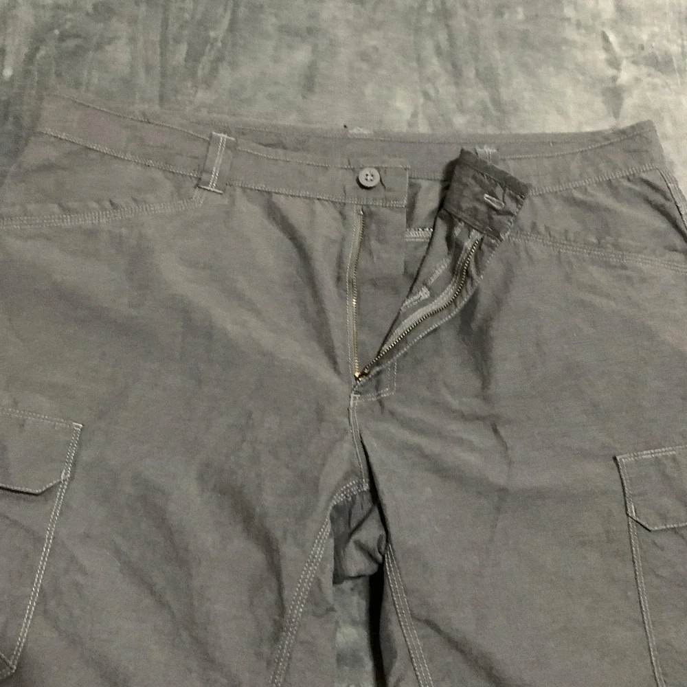 North Face Cargo Shorts Mens 40 Gray Nylon Cotton Outdoor‎ Hiking Zip Off Flaw